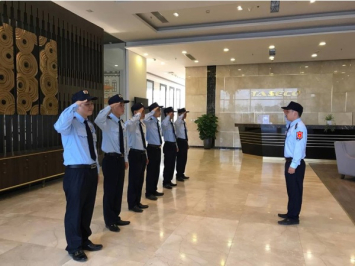 Tuyển bảo vệ khách sạn làm việc cố định