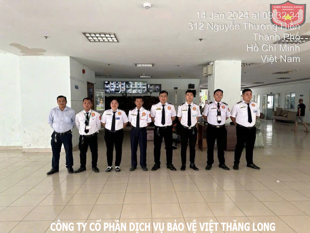 Làm thế nào để thuê dịch vụ bảo vệ cho buổi ra mắt phim?