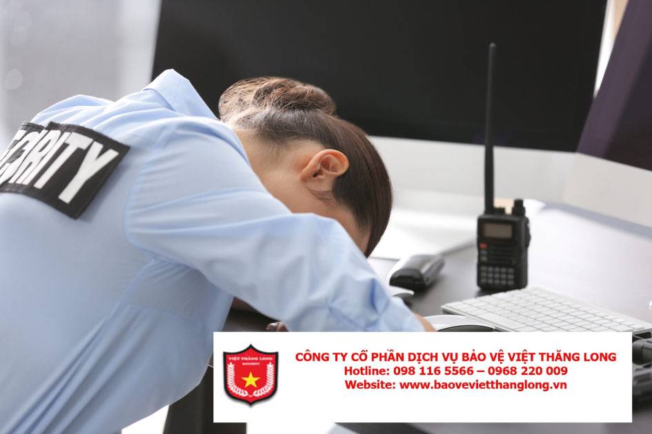 Hướng dẫn 3 cách để bảo vệ thoát cơn buồn ngủ khi trực đêm?