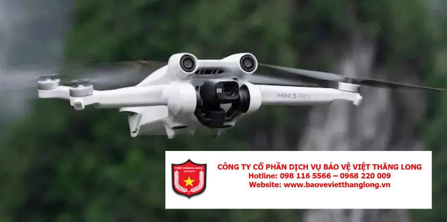 Drone bảo vệ: Chỉ cần ngồi nhà vẫn giám sát 24/7 từ trên không