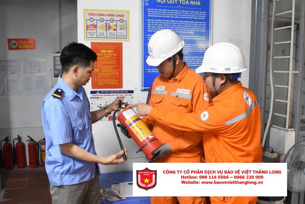 Hướng dẫn nhận biết và sử dụng bình chữa cháy dành cho nhân viên bảo vệ
