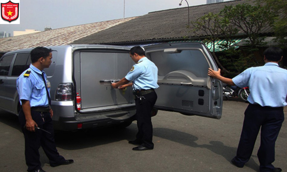 Bảo vệ ngân hàng và công ty tài chính